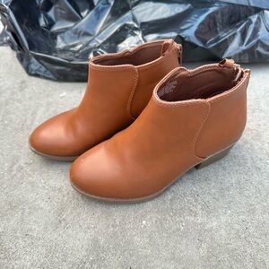 Girls Old Navy Ankle Booties (size girls 13)